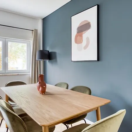 Fantastico Quarto Queen Com Ar * リスボン